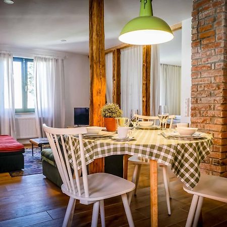 Besighomes Apartment Olive Besigheim Bagian luar foto