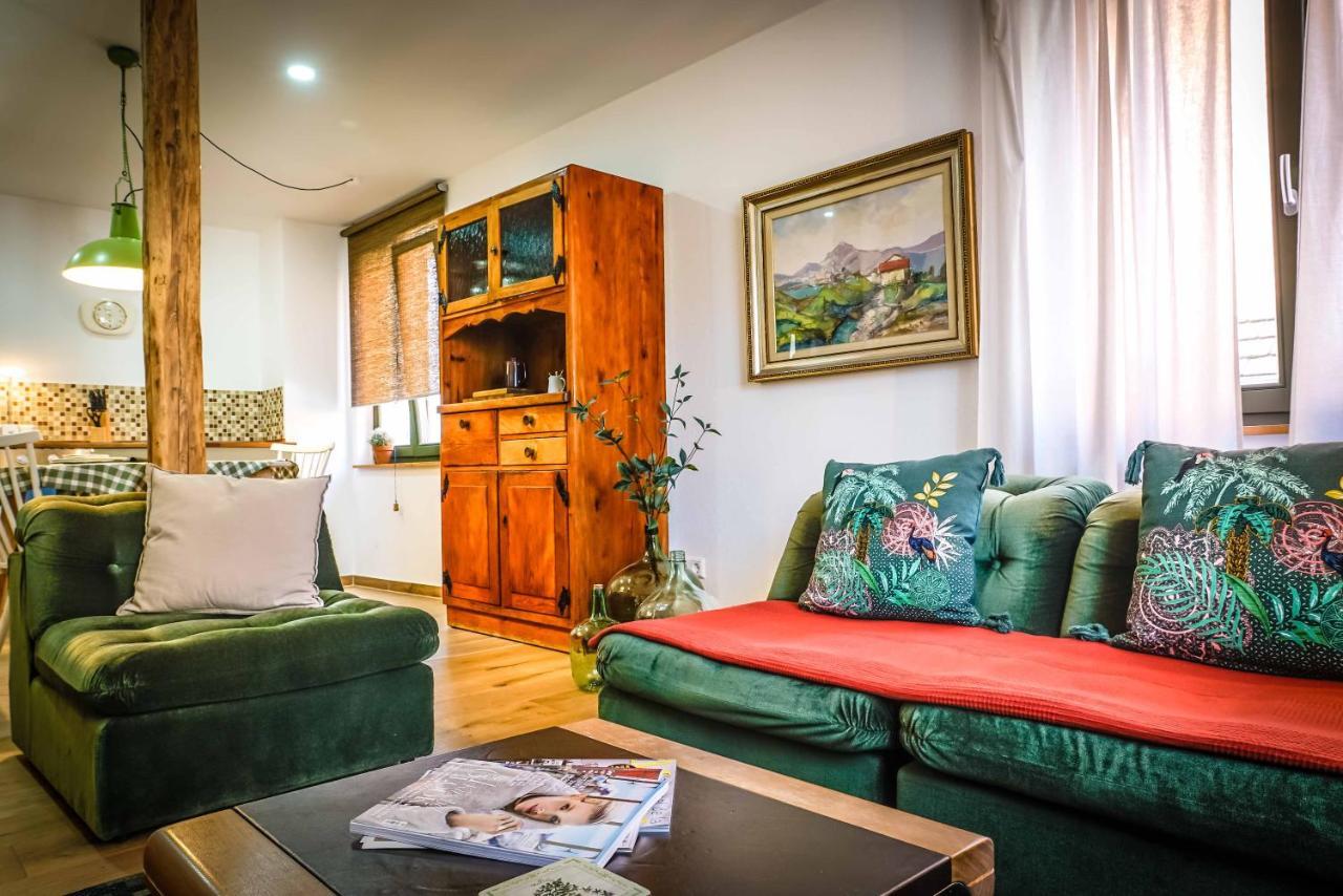 Besighomes Apartment Olive Besigheim Bagian luar foto