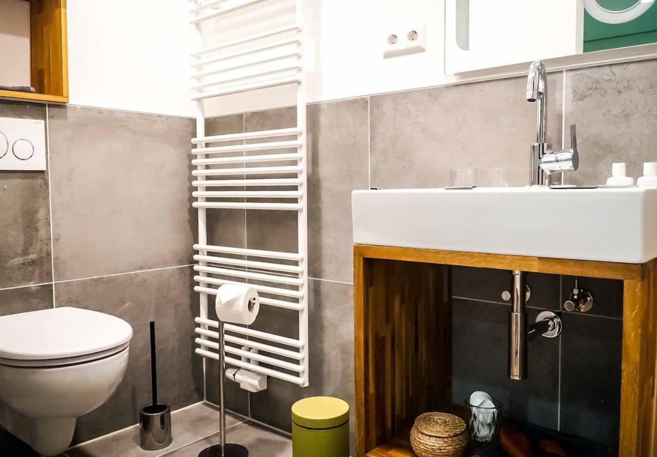 Besighomes Apartment Olive Besigheim Bagian luar foto