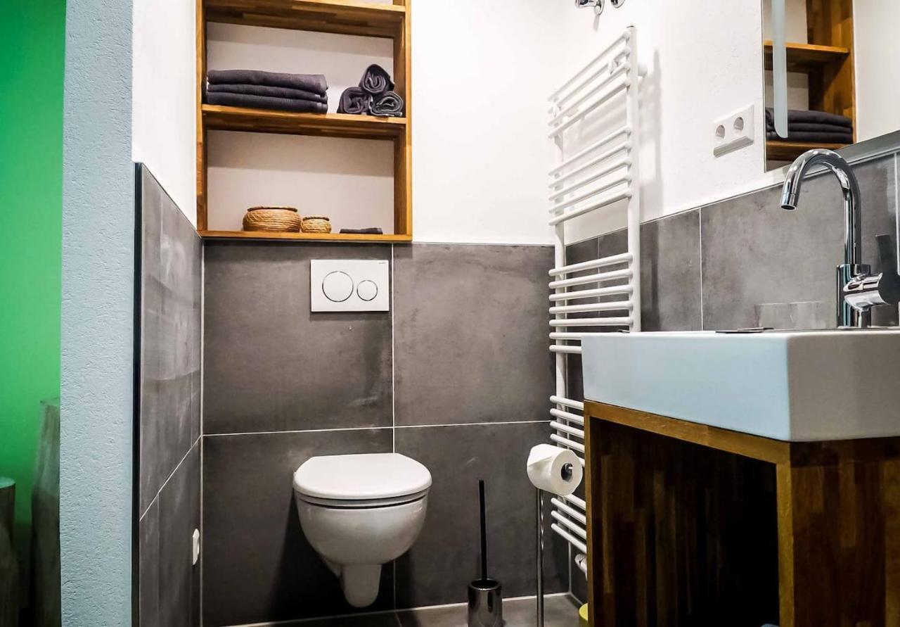 Besighomes Apartment Olive Besigheim Bagian luar foto