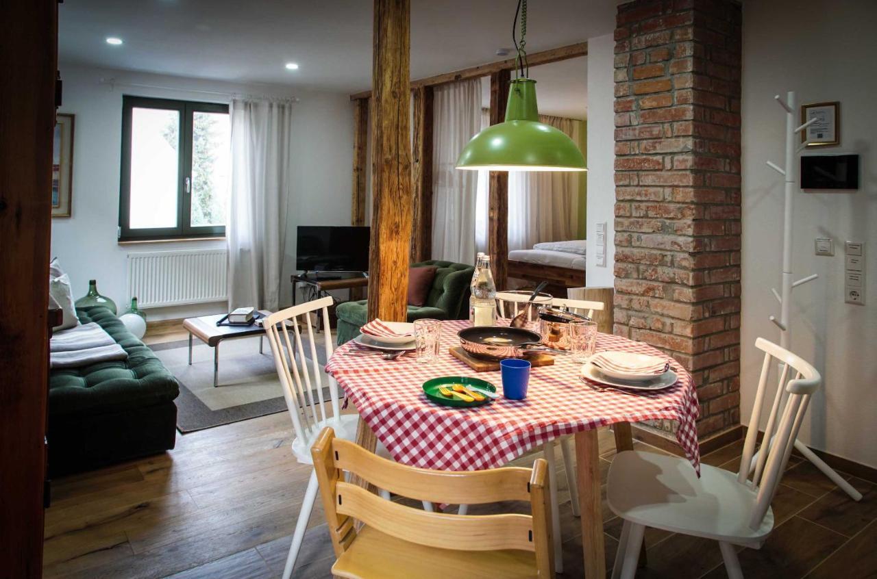 Besighomes Apartment Olive Besigheim Bagian luar foto